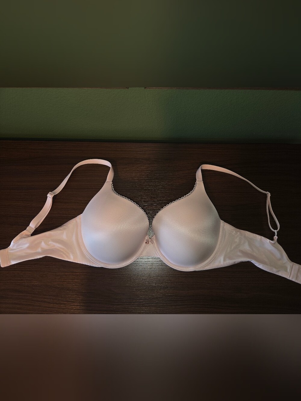 Victoria's Secret Body By Victoria Lined Demi Bra 34 DD